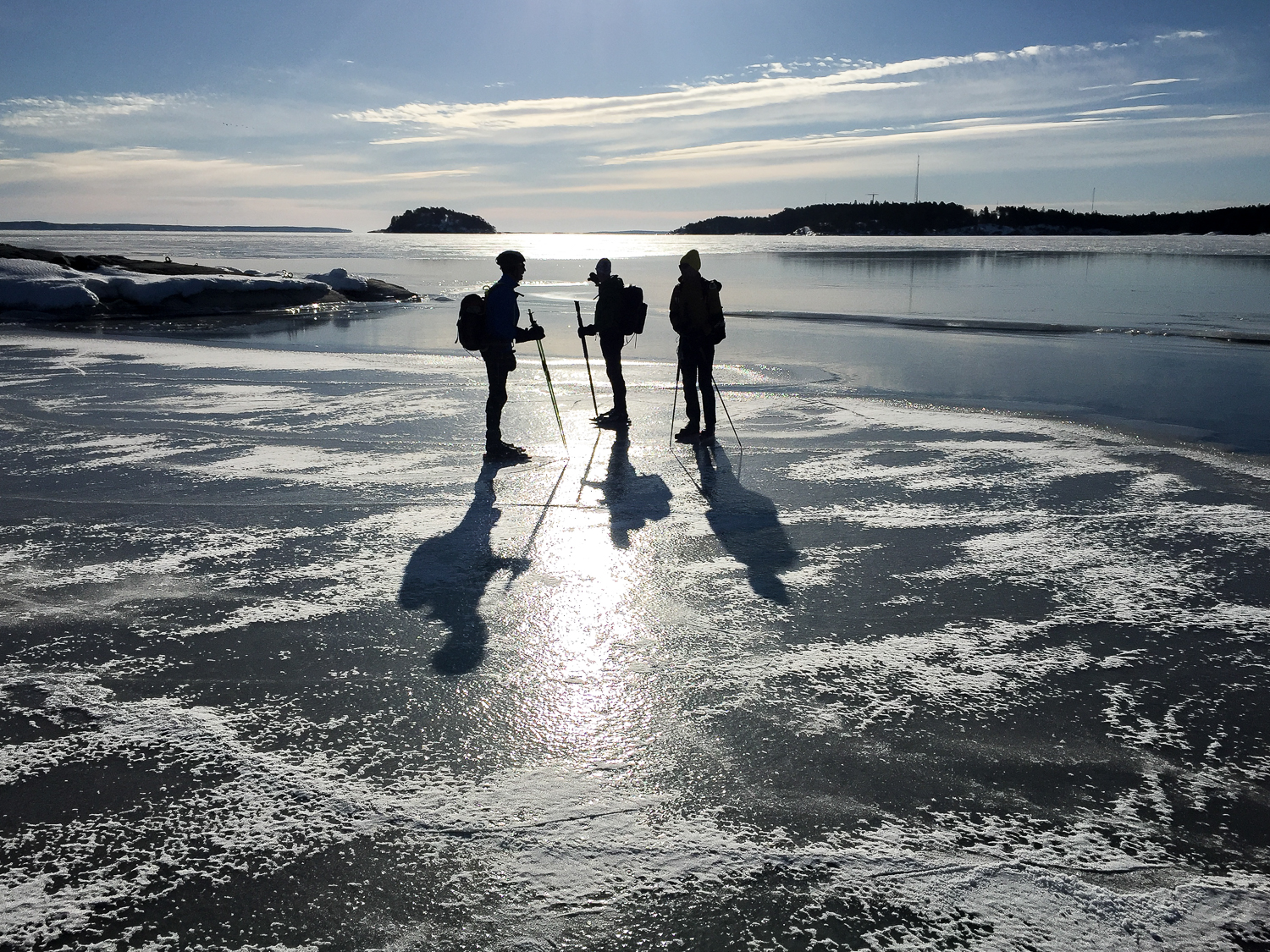 Långfärdsskridskoåkare i Stockholms skärgård