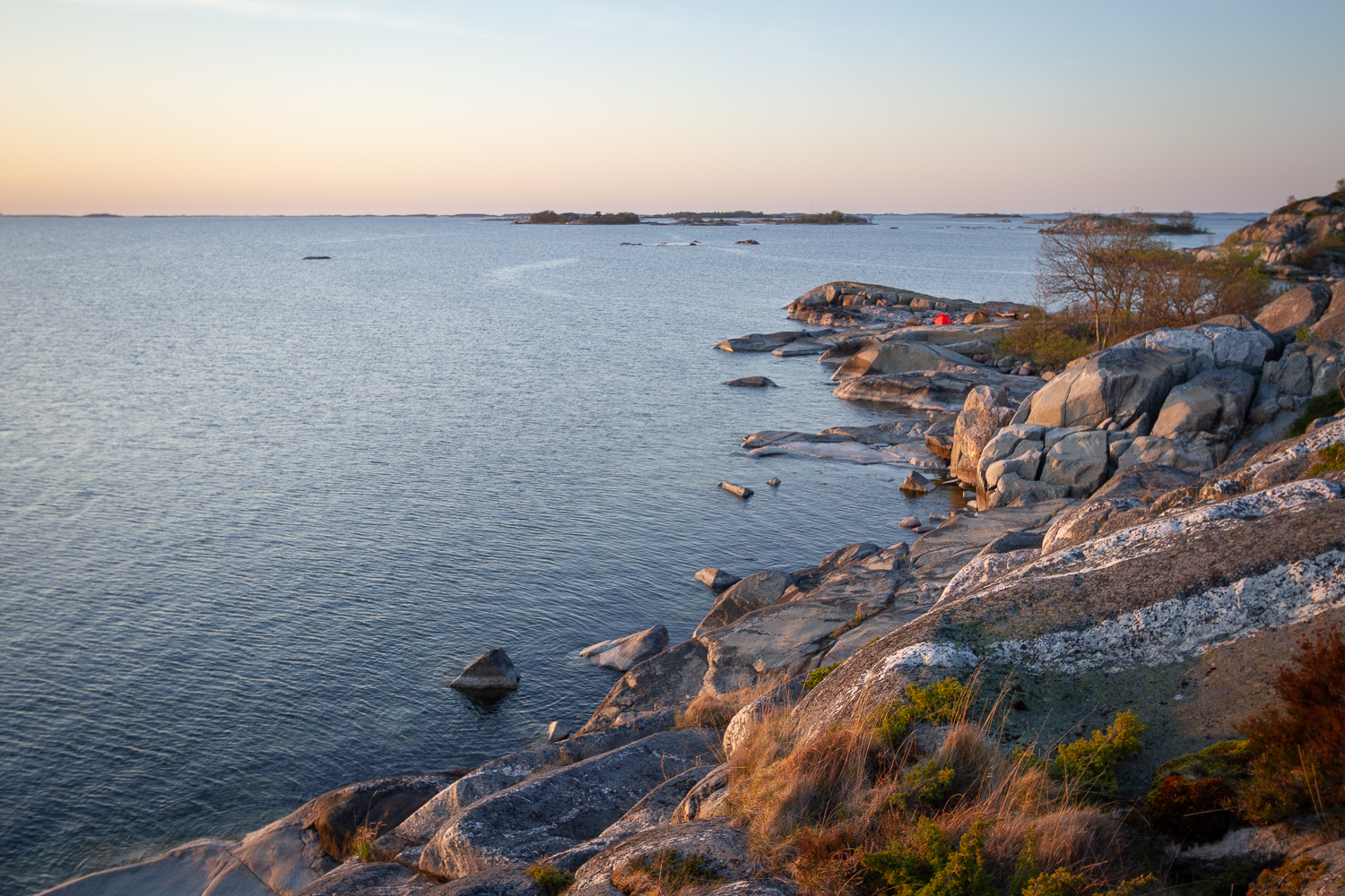Öar och horisont vid Norrpada, Stockholms skärgård