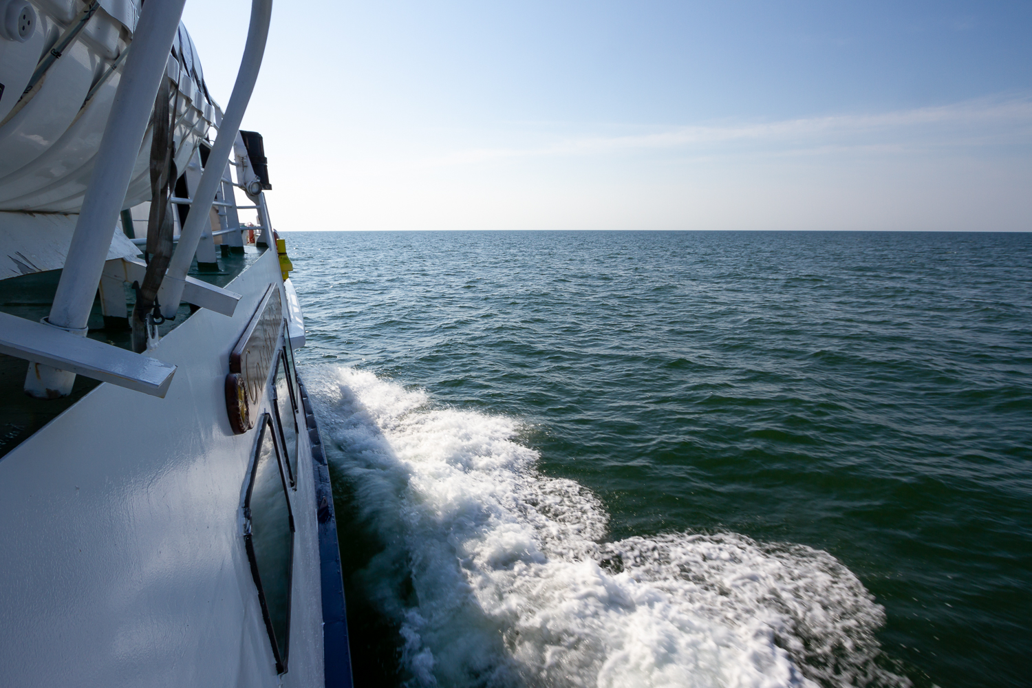 Vy över horisonten från däck på fartyget MS Gotska Sandön