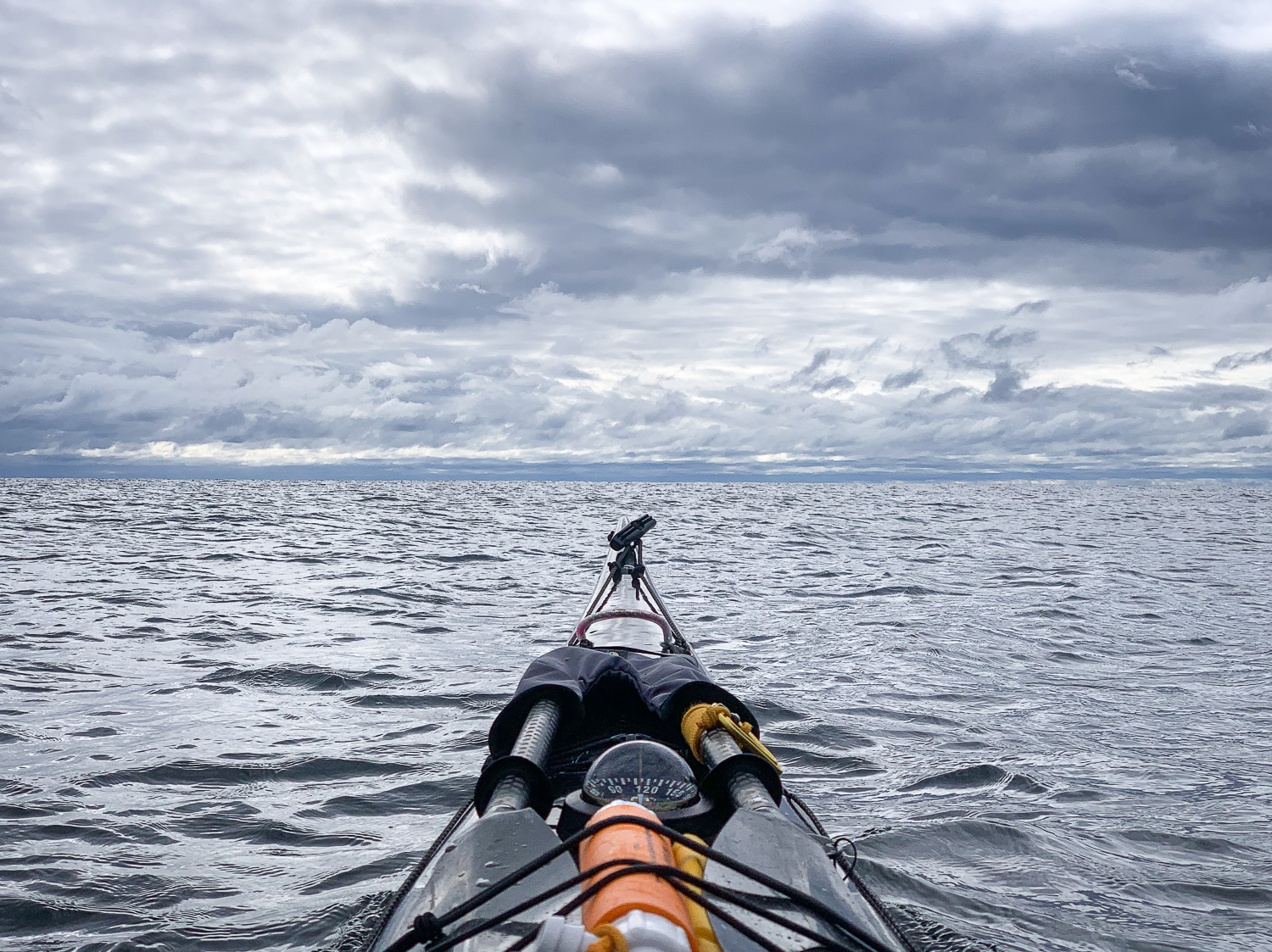 Kajak mot horisonten, Höga kusten